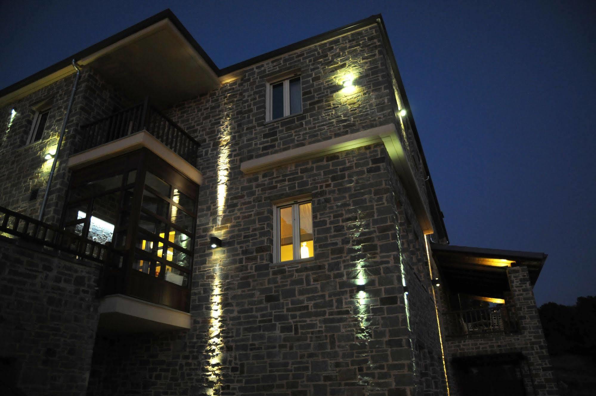 Mir Boutique Hotel Ioannina Exterior photo